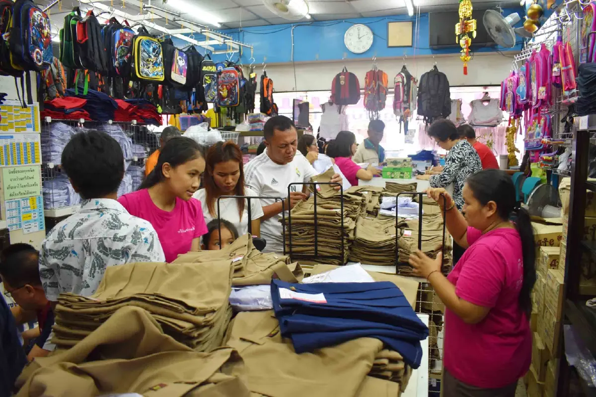 ใครหาค่าเทอมให้ลูก เช็ก กทม. ลดดอกเบี้ยโรงจำนำ 0.50% วงเงิน 1 แสนบ.