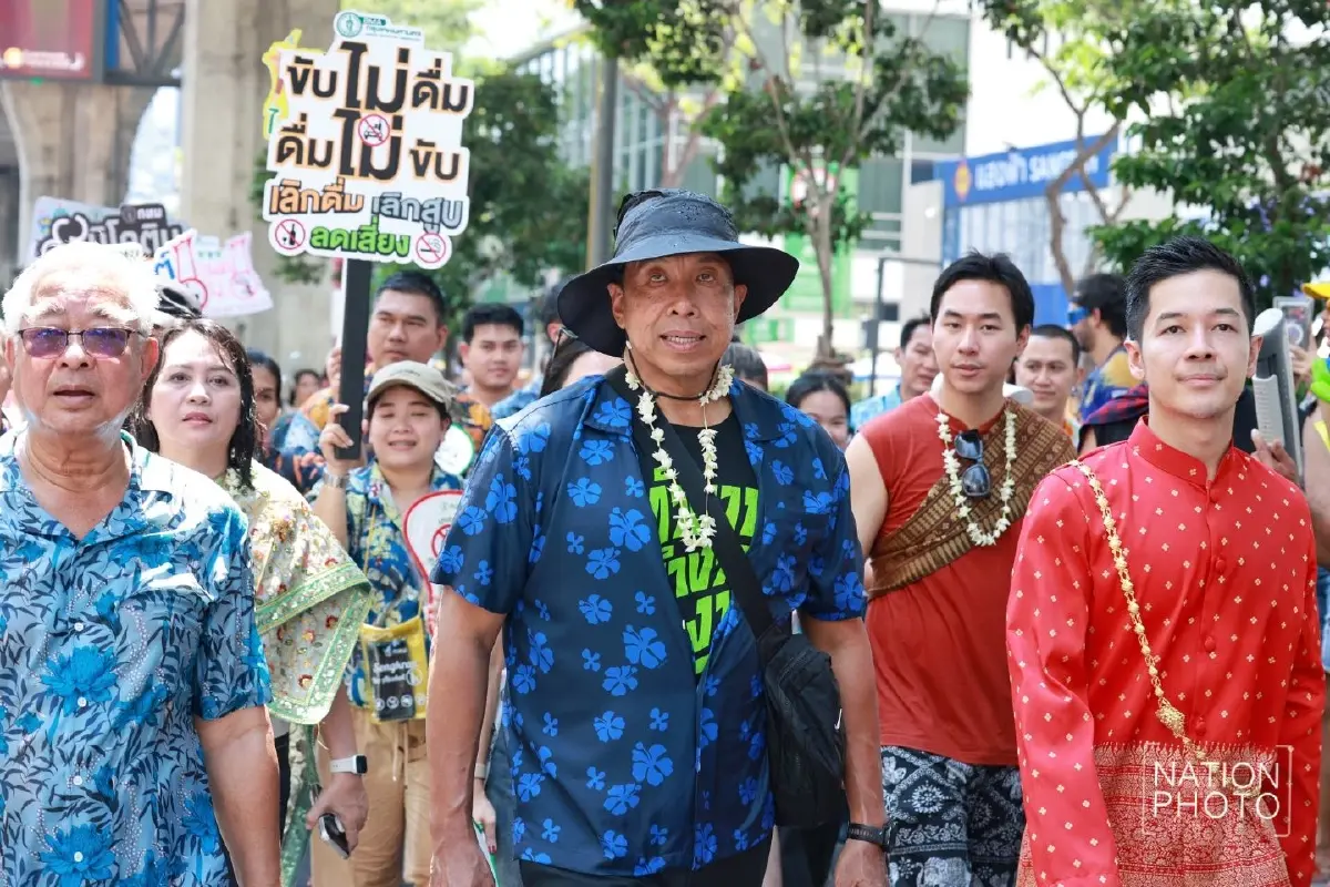 บรรยากาศ 'สงกรานต์สีลม 2569' คนนับแสน เล่นน้ำฉ่ำ เช็กวิธีเดินทาง