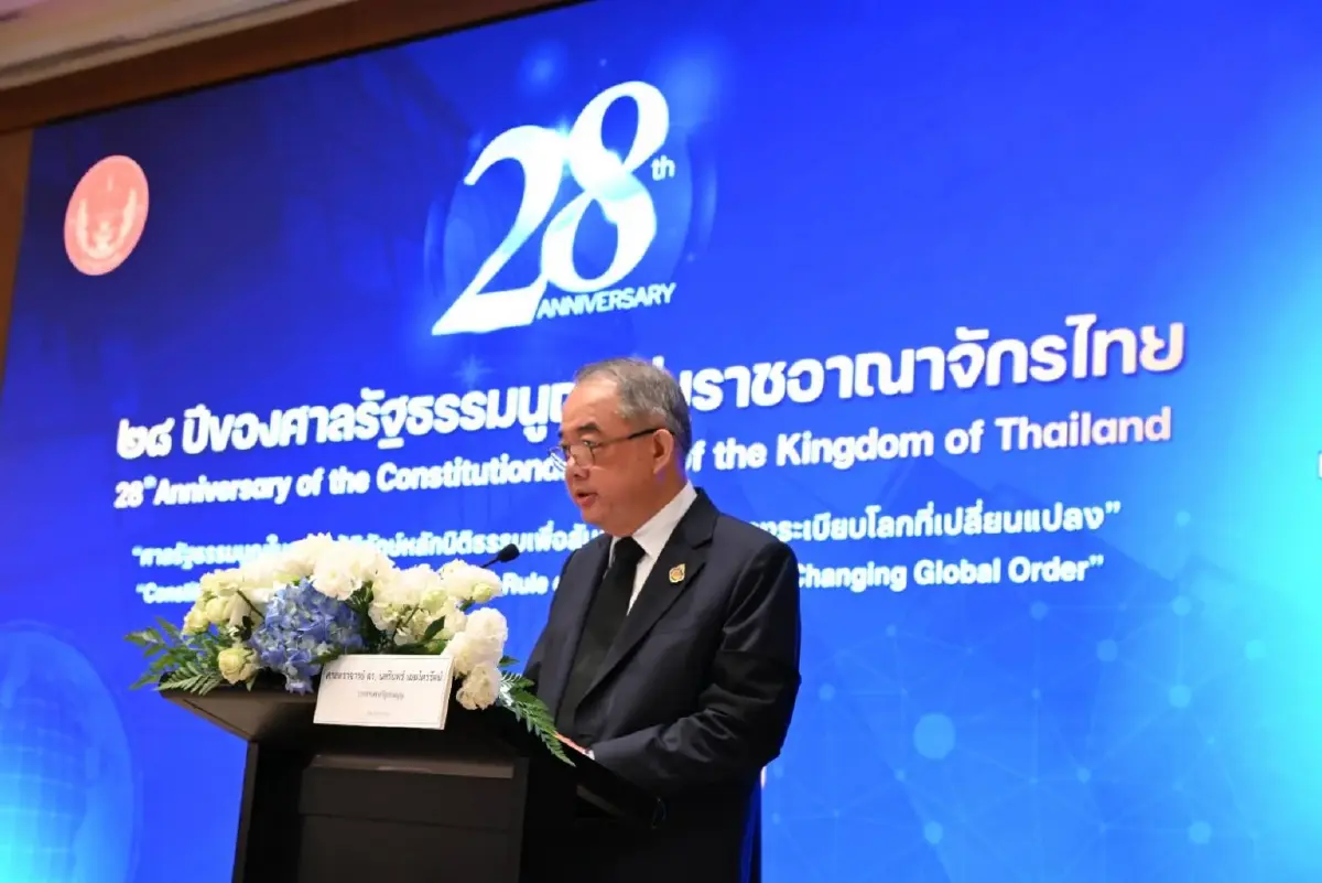 'นครินทร์' รับศาล รธน.ขยายเวลาแจง 15 วัน ปมบาร์โค้ด ย้ำทำคดีอิสระ