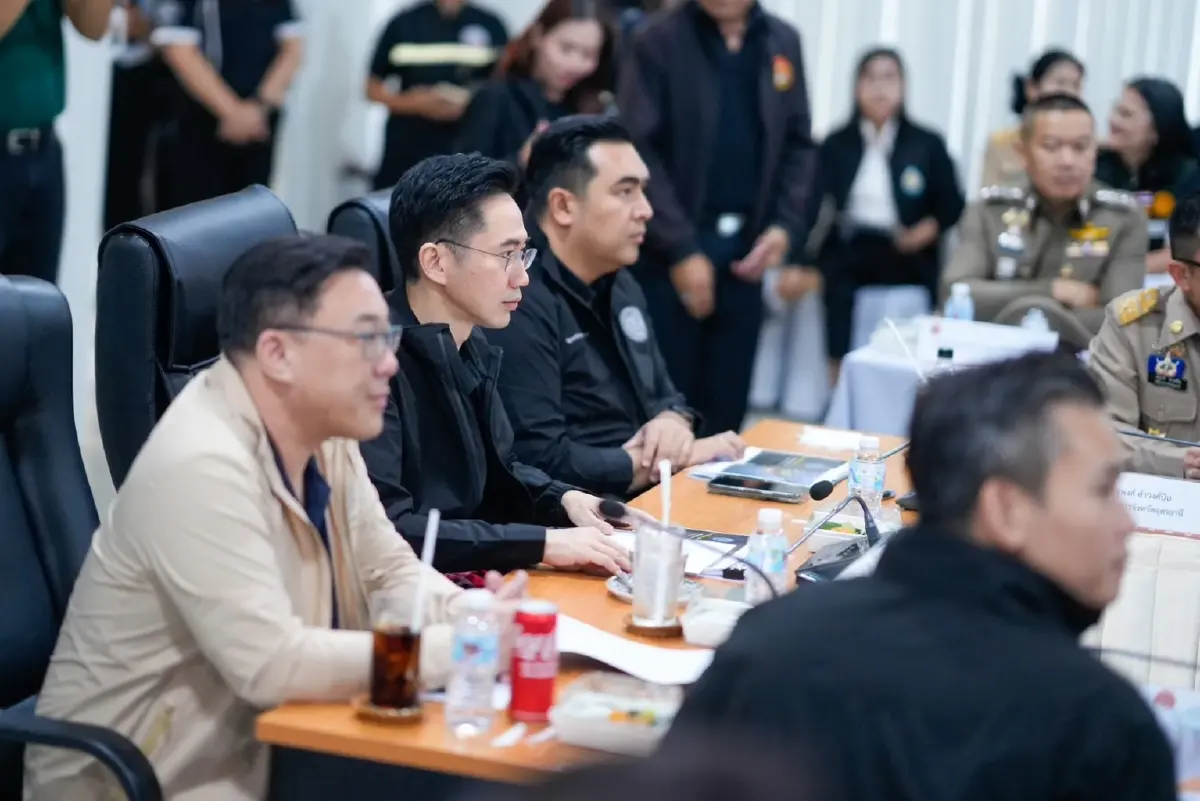 ปรับกระบวนใหม่ ‘เพื่อไทย’ เคพีไอ ‘8 ปธ.ภาค’ รุกคืนพื้นที่