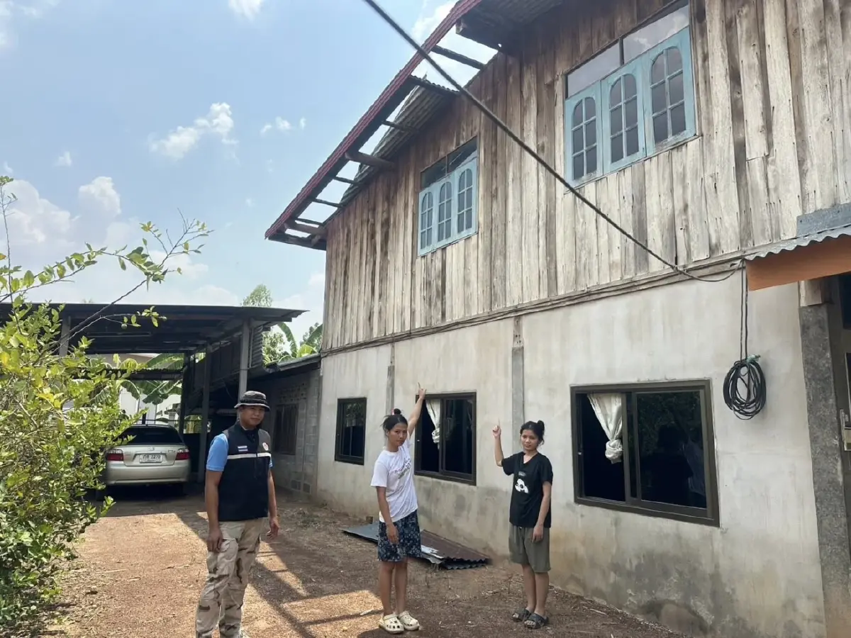 พายุฤดูร้อนถล่ม บ้านเรือนเสียหาย 50 หลัง เร่งสำรวจช่วยเหลือด่วน