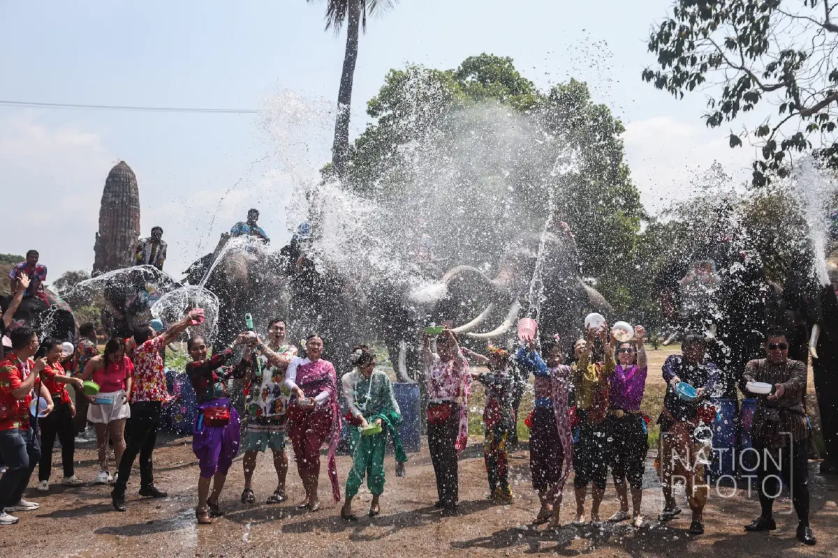 พลังซอฟต์พาวเวอร์ ทัพช้างแสนรู้ บุกกรุงเก่า เล่นน้ำสงกรานต์ 2569