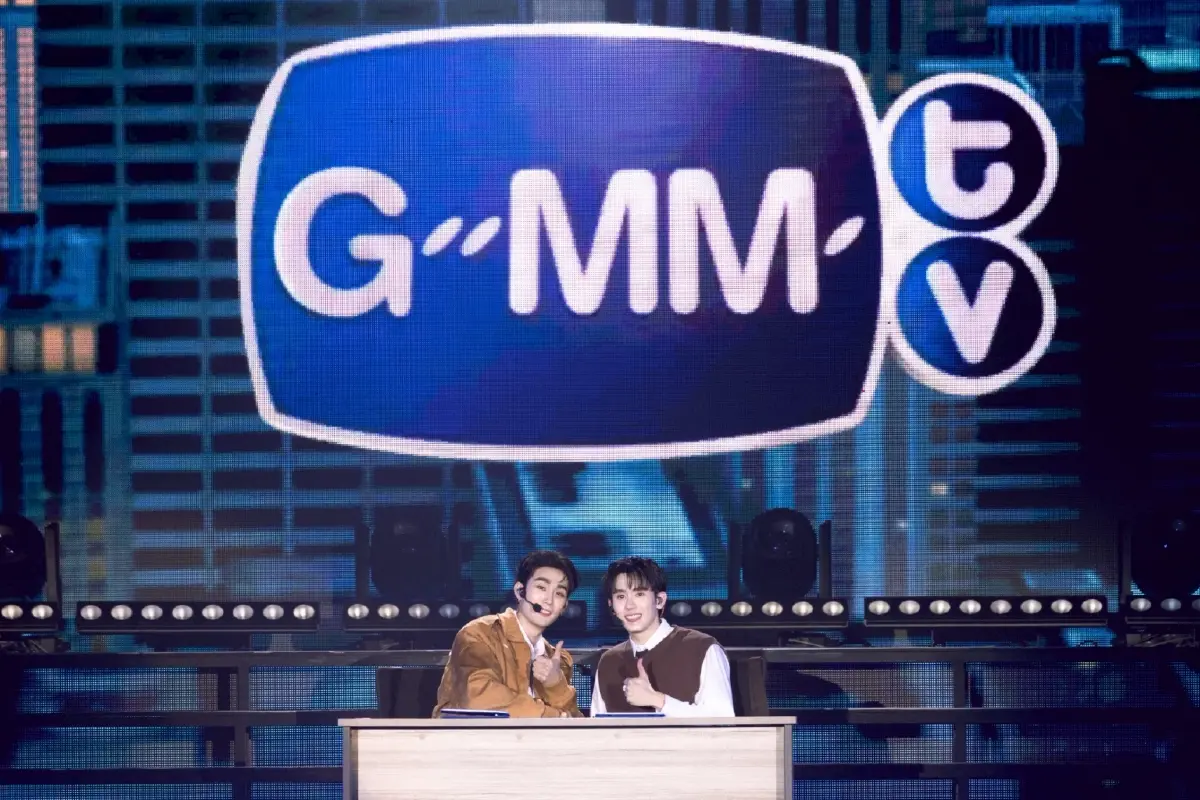 ‘ฟอส-บุ๊ค’ จัดเต็มโชว์พิเศษใน ‘FORCE BOOK FUNTOPIA FANCON’ ขึ้นอันดับ 1 เทรนด์ X สองวันรวด