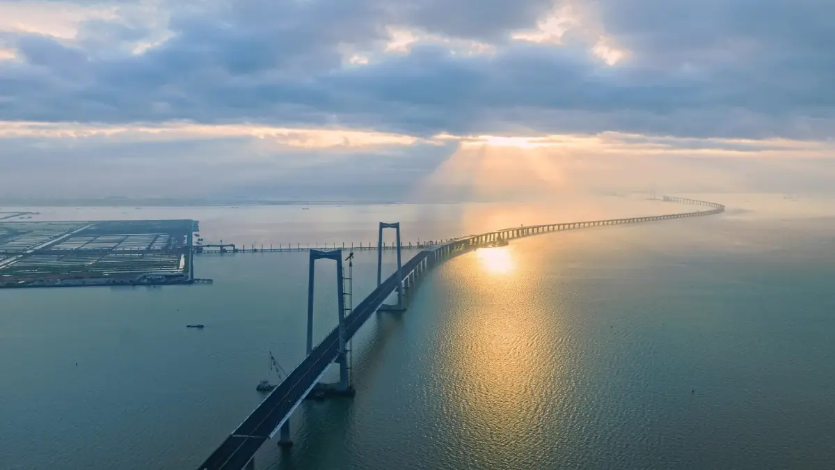 เจาะเวลาหาเอเปค จากปักกิ่งถึงเซินเจิ้น จีนต้องการบอกอะไรโลก