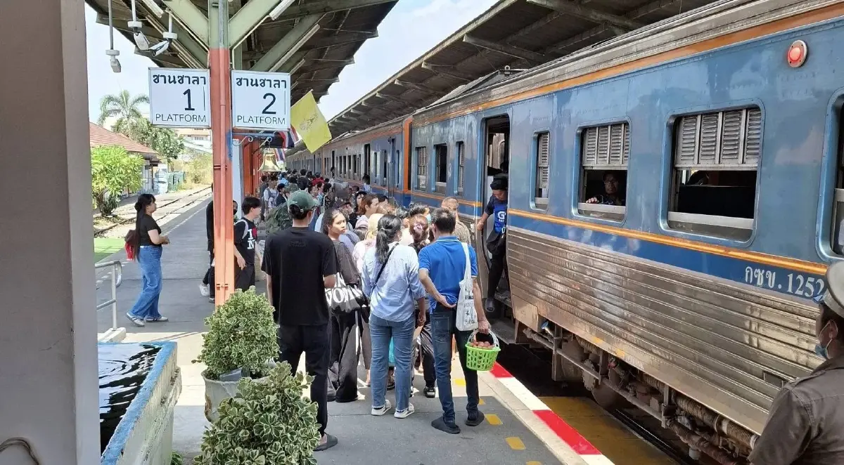 รฟท. สรุปยอดเดินทางสงกรานต์ 2569 คนแห่ขึ้นรถไฟเฉียด 3 แสนราย