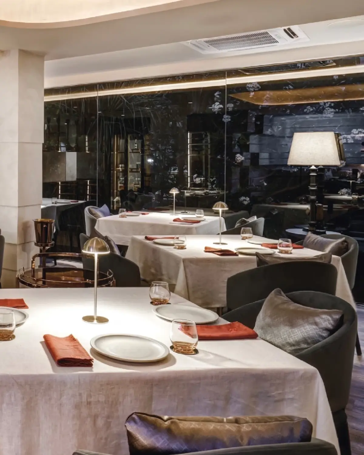 ‘วิเสทวิโส’ อาหารไทยไฟน์ไดนิ่ง จากตำรับโบราณสู่ความร่วมสมัย