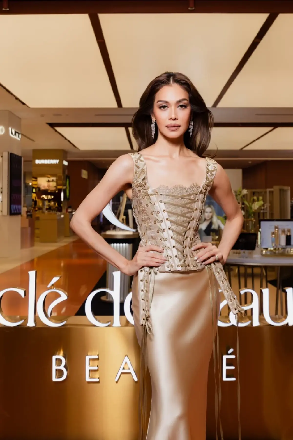 แพร-วทานิกา และ โดนัท-มนัสนันท์ กับพลังงานบวกที่เริ่มจากภายใน