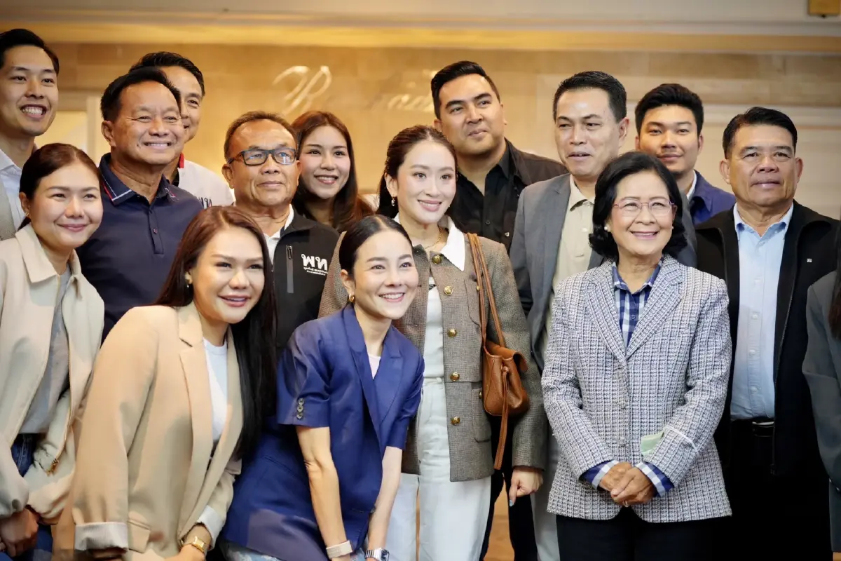 ปรับกระบวนใหม่ ‘เพื่อไทย’ เคพีไอ ‘8 ปธ.ภาค’ รุกคืนพื้นที่