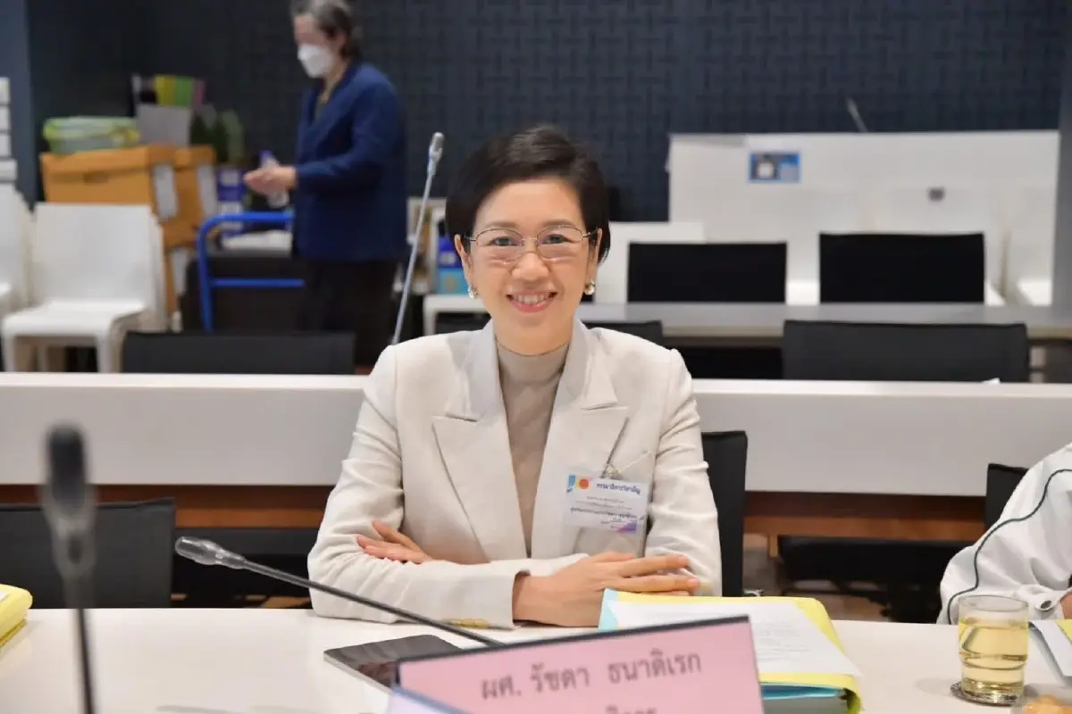 โจทย์หนัก ‘โฆษกรัฐบาล’ ทีมหญิงผสม‘แดง-น้ำเงิน’ กู้วิกฤต