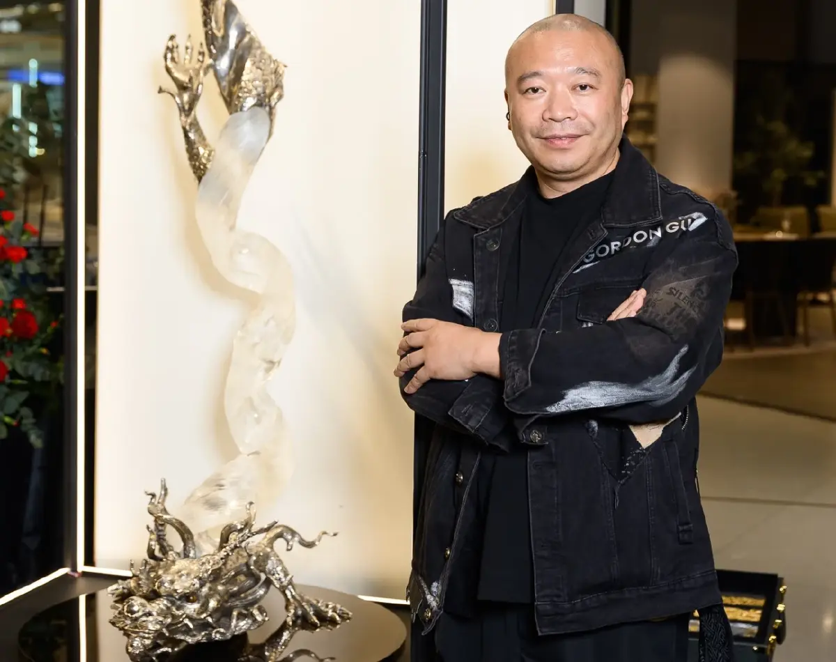 'LAdV x GORDON GU' เมื่อธรรมชาติหลอมรวมกับ 'กลาเซียร์คริสตัล'