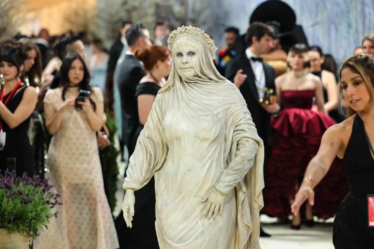 Met Gala 2026 ทุบสถิติระดมทุน 42 ล้านดอลลาร์ คนดังจัดเต็มแฟชั่นหลุดโลก