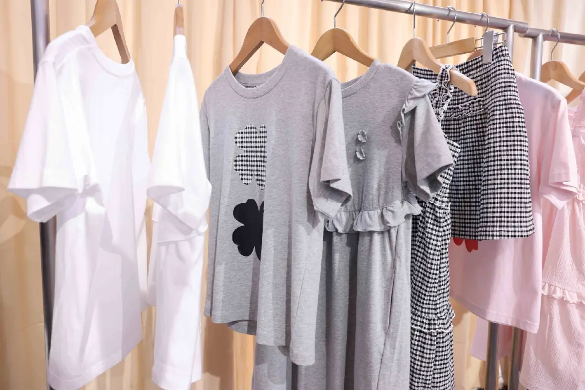 'UNIQLO and Cecilie Bahnsen' เมื่อ ยูนิโคล่ จับมือดีไซเนอร์ชาวเดนมาร์ก