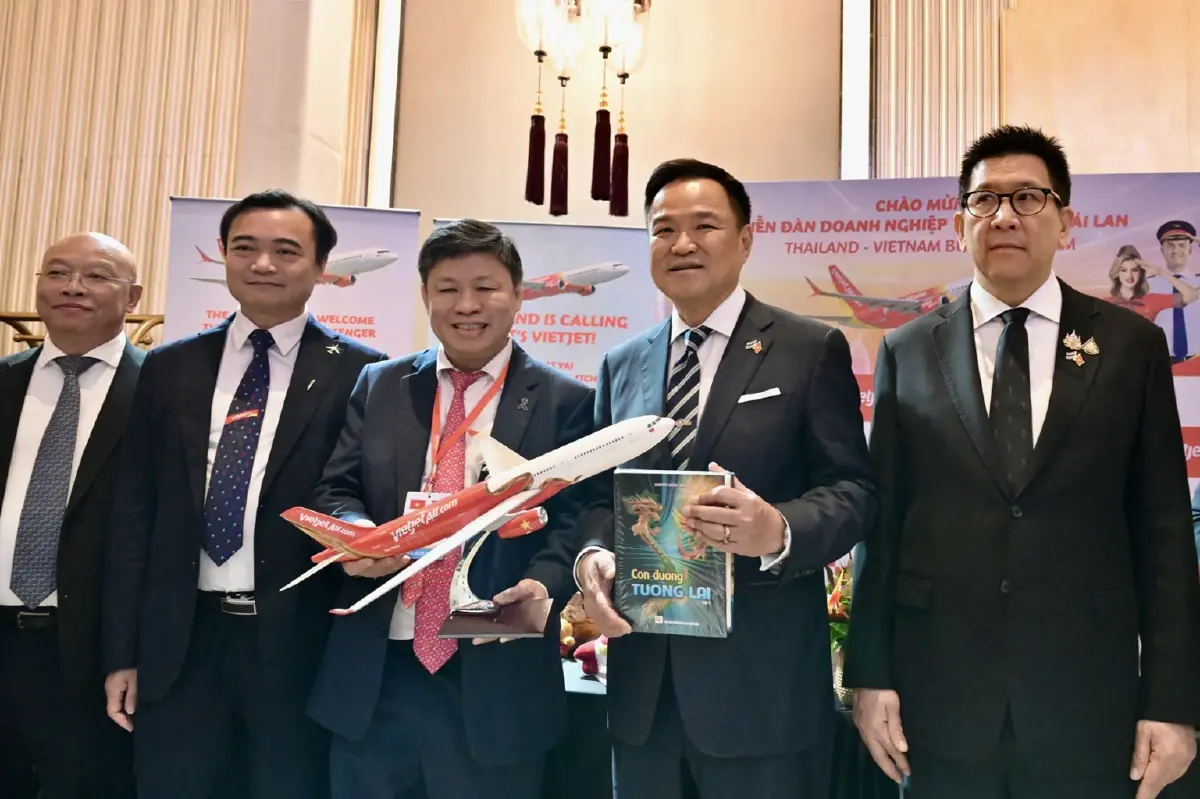 ‘เวียตเจ็ท กรุ๊ป’ ร่วมฉลอง 50 ปีความสัมพันธ์ไทย–เวียดนาม บินเชื่อม 2 ประเทศขนผู้โดยสาร 50 ล้านคน