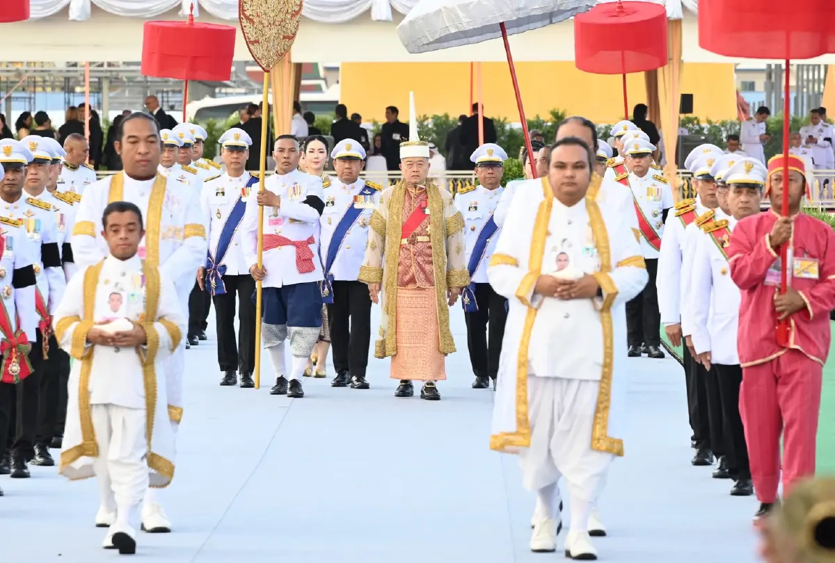 ในหลวง-ราชินี เสด็จพระราชพิธีแรกนาขวัญ วันพืชมงคล 2569