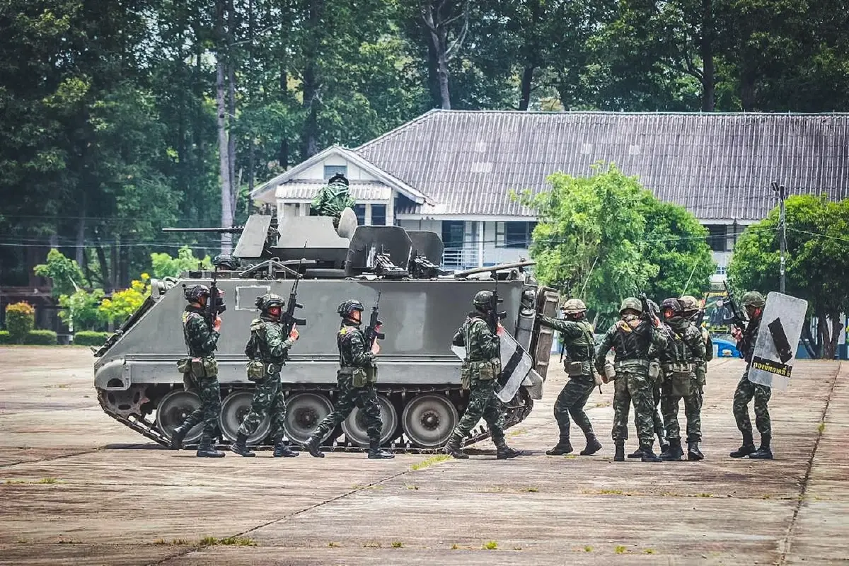 กองทัพภาคที่ 2 ตรวจสภาพความพร้อมรบ เช็กหน่วยเคลื่อนที่เร็ว