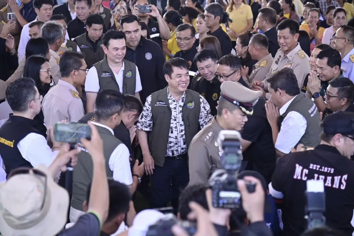'สุริยะ'โชว์ฟิตลุยอุดรฯ สั่งชลประทานผุดประตูน้ำสามพร้าว 800 ล้าน