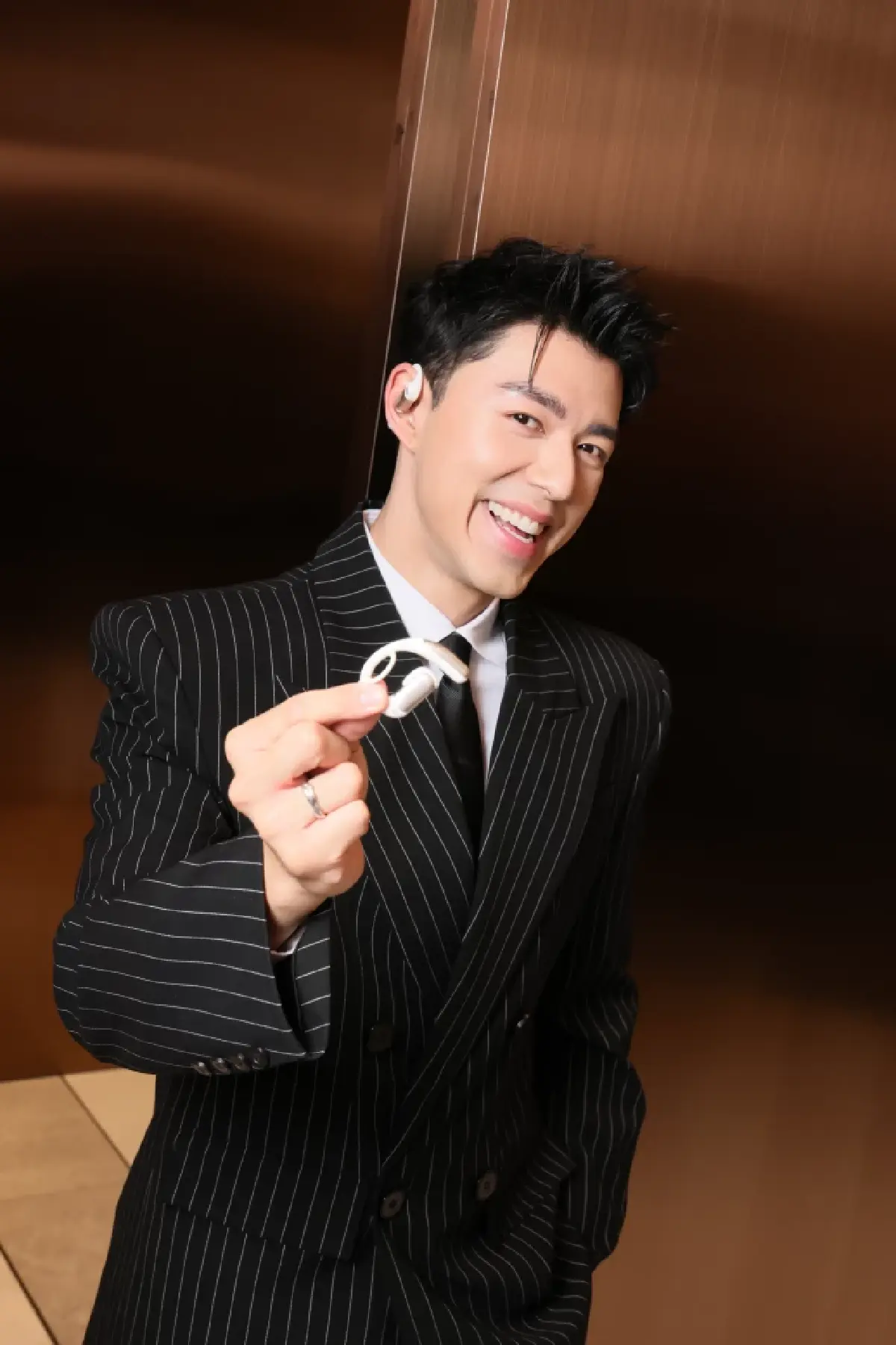 รู้จักหูฟัง 'SHOKZ' 3 รุ่นใหม่ที่ 'นาย-ณภัทร' ใส่จริงวิ่งมาราธอน