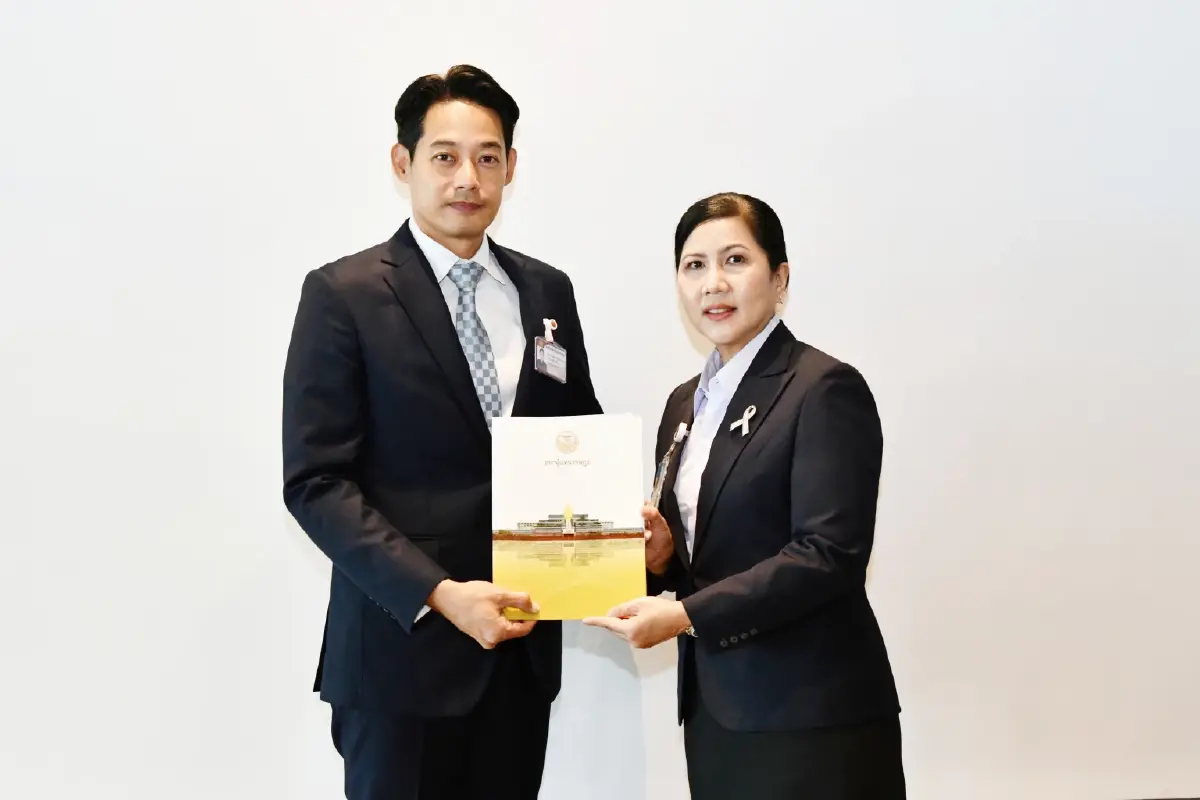 'เพชร กรุณพล' คัมแบ็กสภา รายงานตัว สส.ปาร์ตี้ลิสต์ ปชน.แทน 'ดร.โจ'
