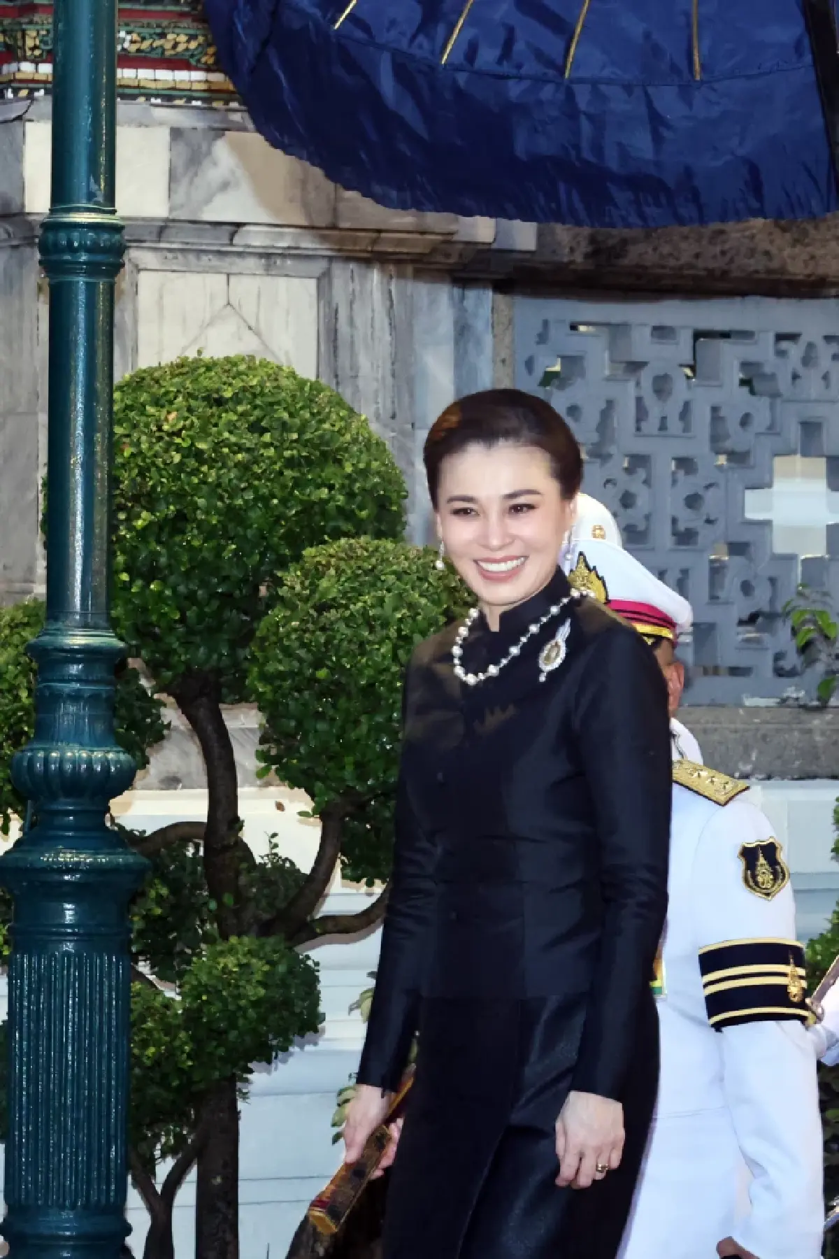ในหลวง-พระราชินี ทรงบำเพ็ญพระราชกุศลวิสาขบูชา พุทธศักราช 2569