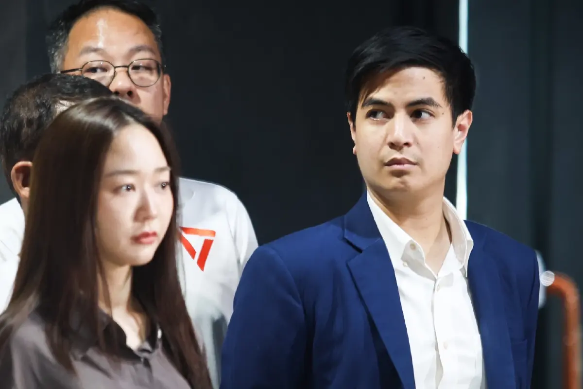 สองแพร่ง ‘แก้รัฐธรรมนูญ’ ปลุกธงเขียว - จุดชนวน ขัดแย้ง รอบใหม่