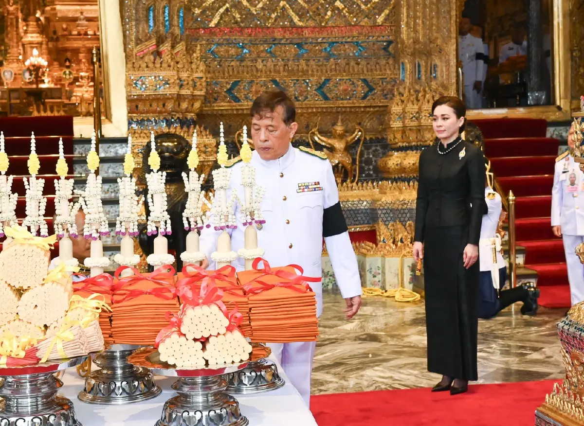 ในหลวง พระราชินี เสด็จฯ ตั้งเปรียญพระภิกษุ-สามเณร พระราชพิธีทรงบำเพ็ญพระราชกุศลวิสาขบูชา 2569