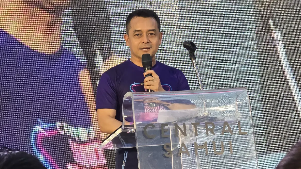 'สมุย' จัดเต็ม! วิ่งกลางคืนบนชายหาด 'Samui Neon Run 2026' กว่า 3,000 คน