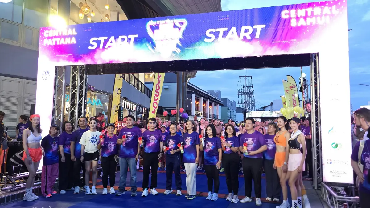 'สมุย' จัดเต็ม! วิ่งกลางคืนบนชายหาด 'Samui Neon Run 2026' กว่า 3,000 คน