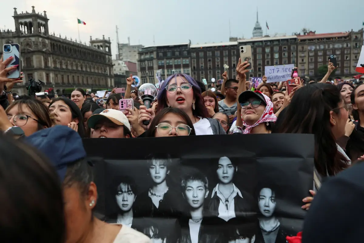 “ภาพประวัติศาสตร์วงการเพลง” คนครึ่งแสนต้อนรับ BTS เยือนเม็กซิโก