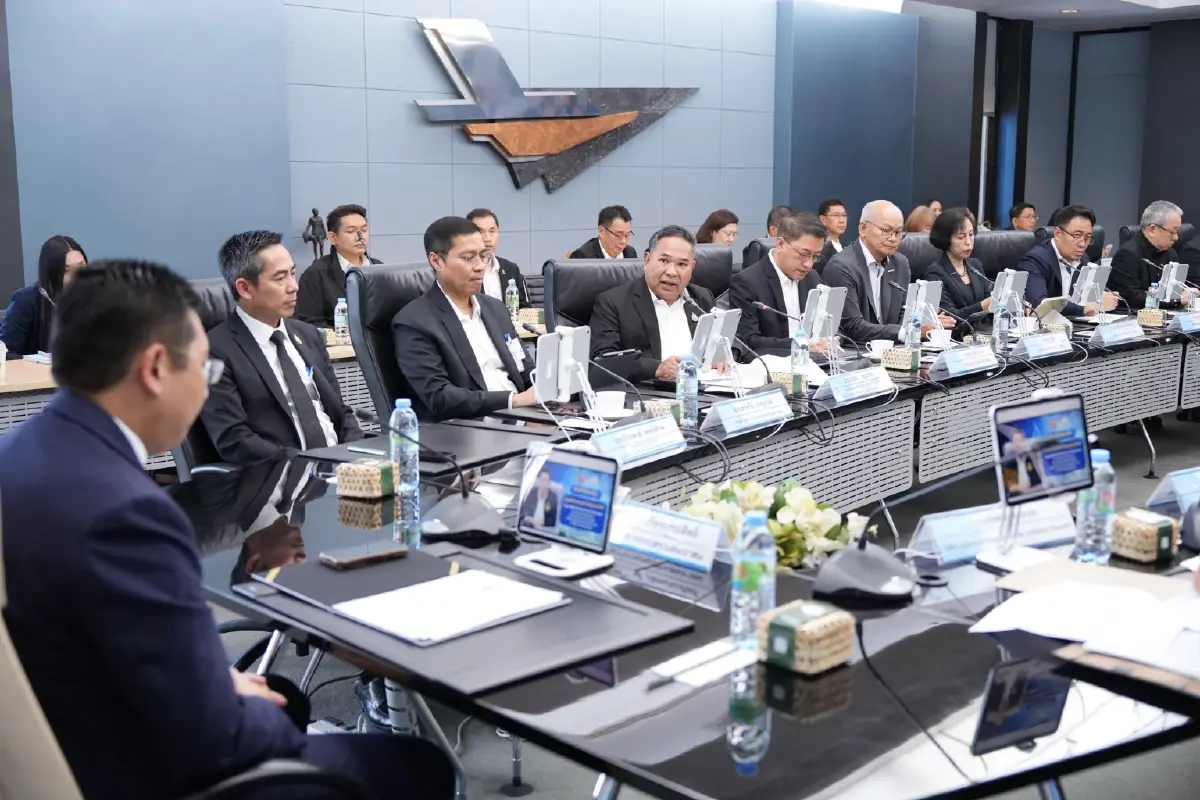 'ภัทรพงศ์' ดัน บวท.ยกระดับการบินสู่ World-class Aviation Hub
