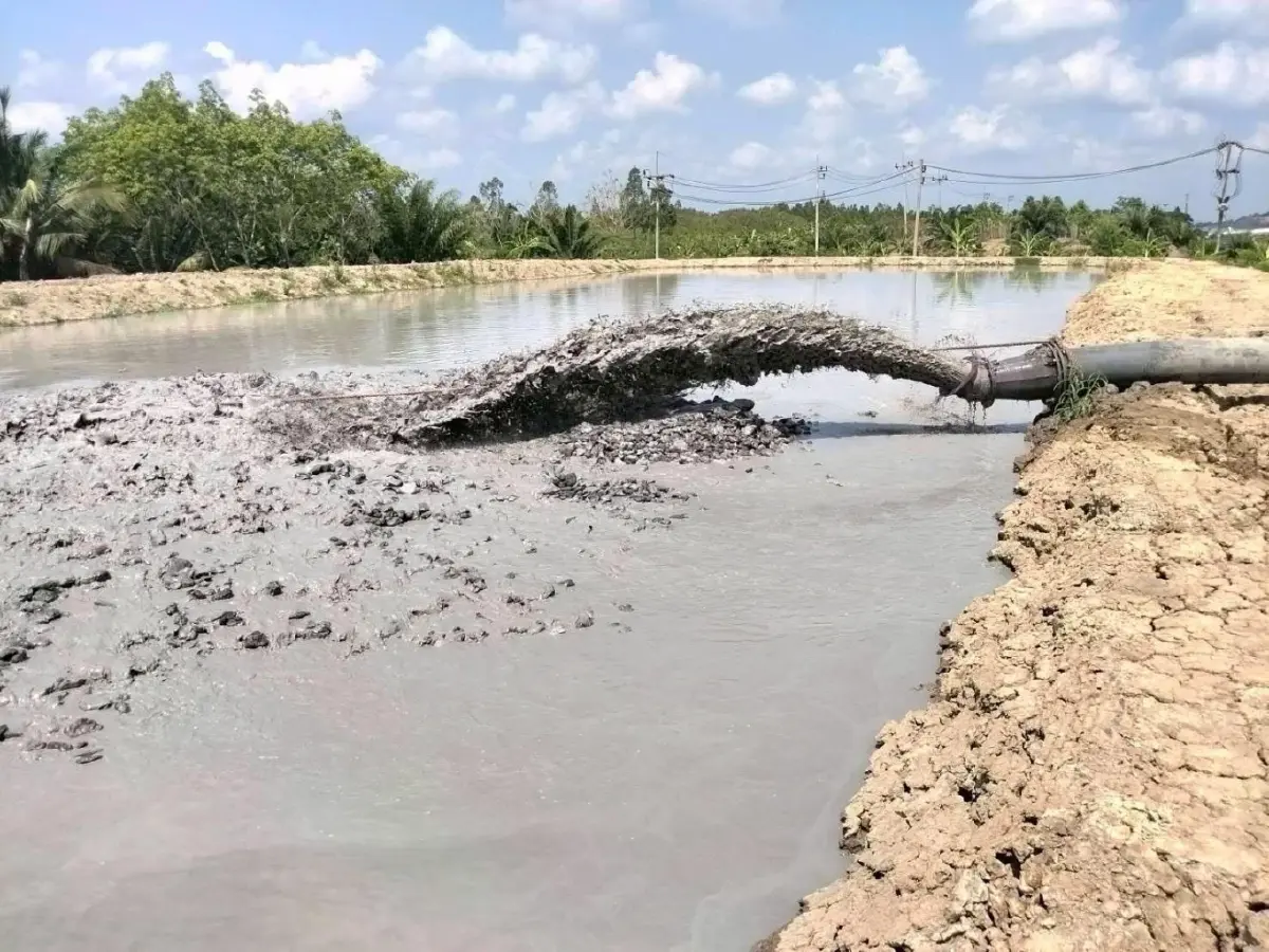 กรมชลฯ ชี้แจงขุดลอกคลองชะอวด–แพรกเมือง แก้ปัญหาตื้นเขินสะสมตะกอนน้ำหลาก