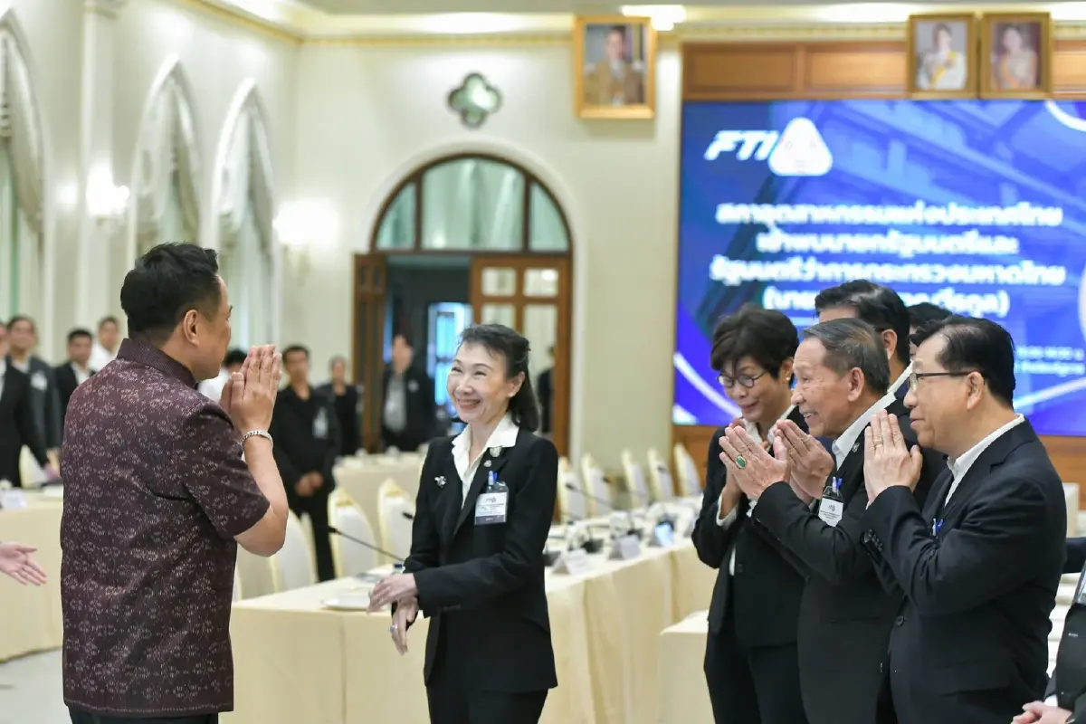'อนุทิน' หารือ ประธาน ส.อ.ท. และกรรมการชุดใหม่ เดินหน้ายกระดับอุตสาหกรรมไทย ช่วย SMEs