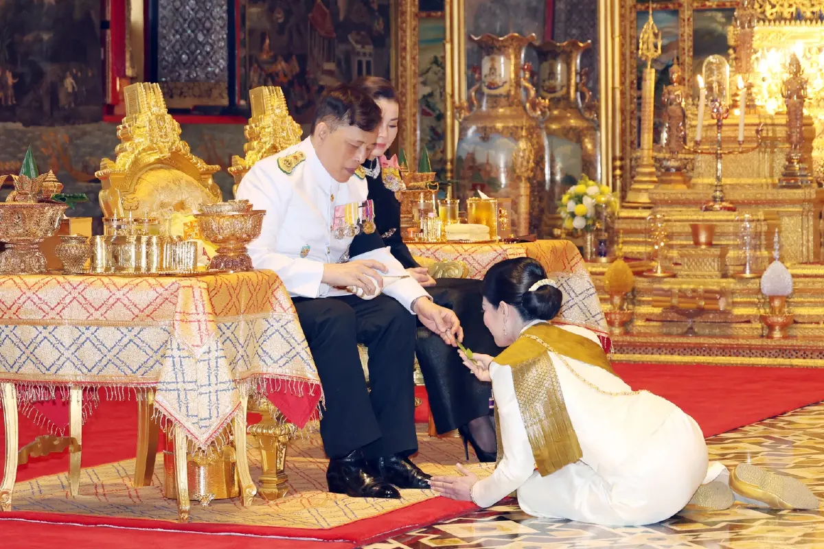 ในหลวง-พระราชินี เสด็จฯ ไปในการพระราชพิธีพืชมงคล 2569