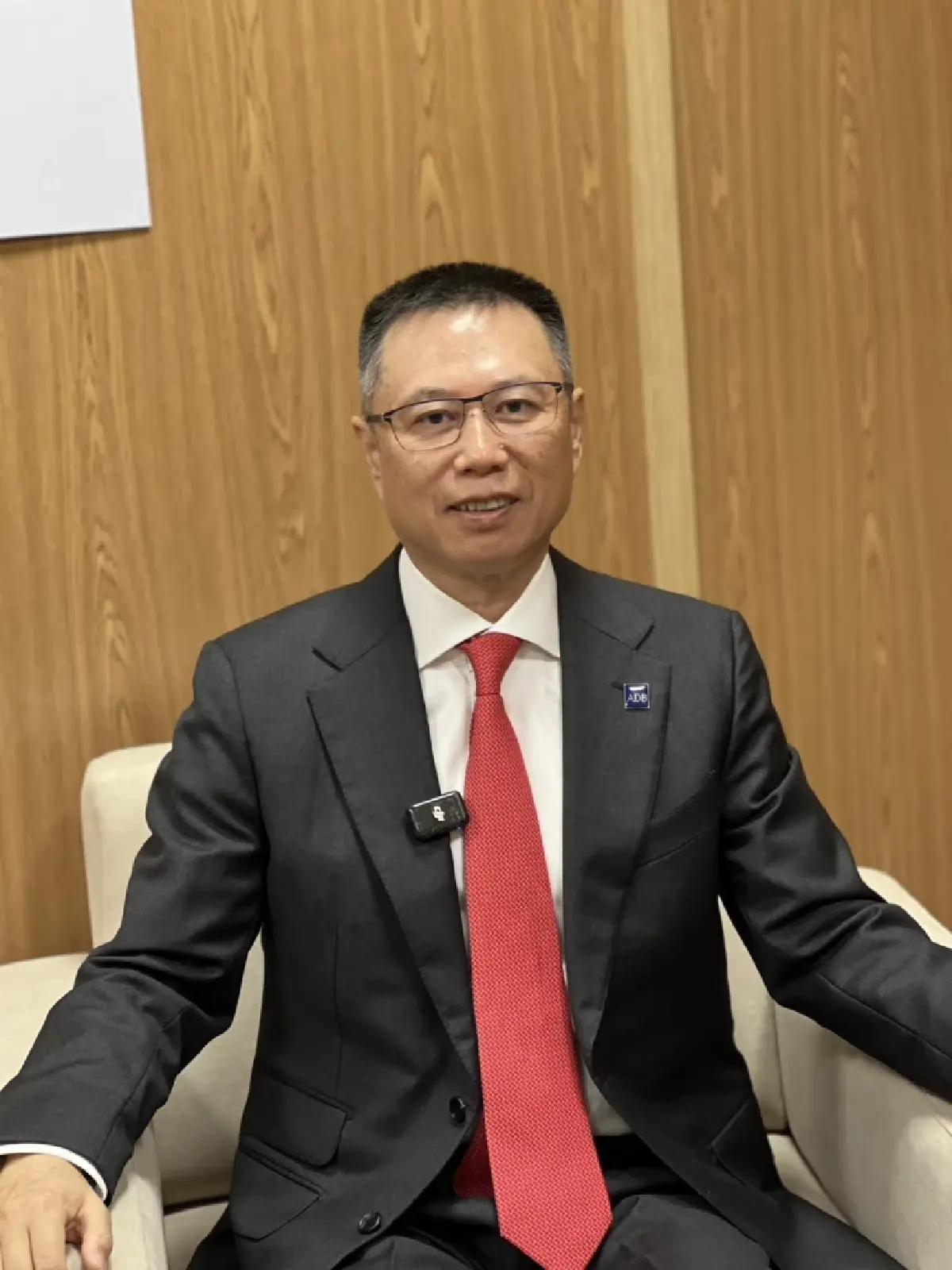 เศรษฐกิจไทยจะมี ‘Second Takeoff’ ได้ยังไง  คุยกับ ผอ.เอเชียตะวันออกเฉียงใต้ ADB