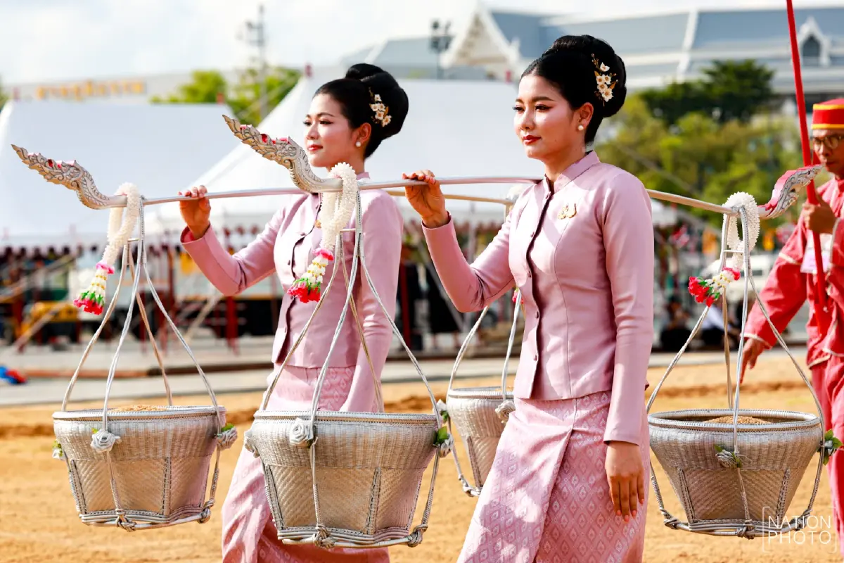 ภาพชุด ซ้อมใหญ่ งานพระราชพิธีพืชมงคลจรดพระนังคัลแรกนาขวัญ 2569