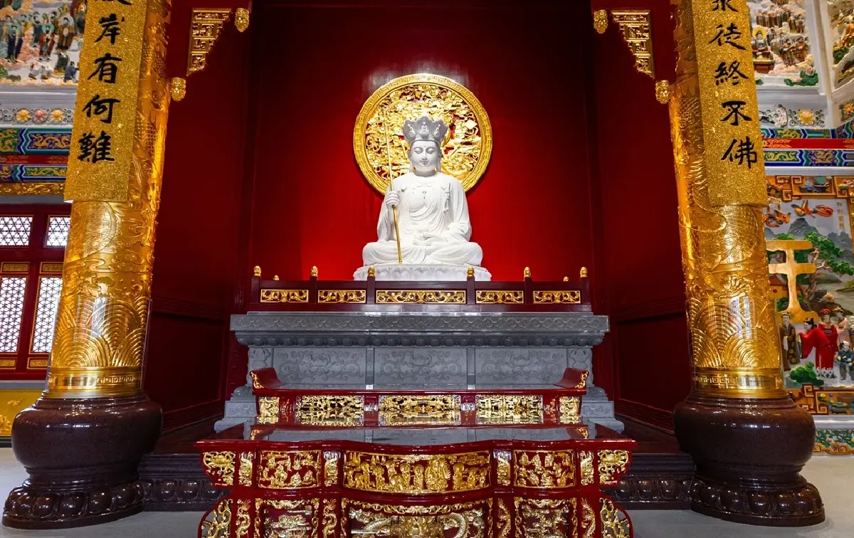 ศรัทธาธรรม 'ศาลเจ้าไต้ฮงกงหยกขาว' พุทธสถานอันศักดิ์สิทธิ์