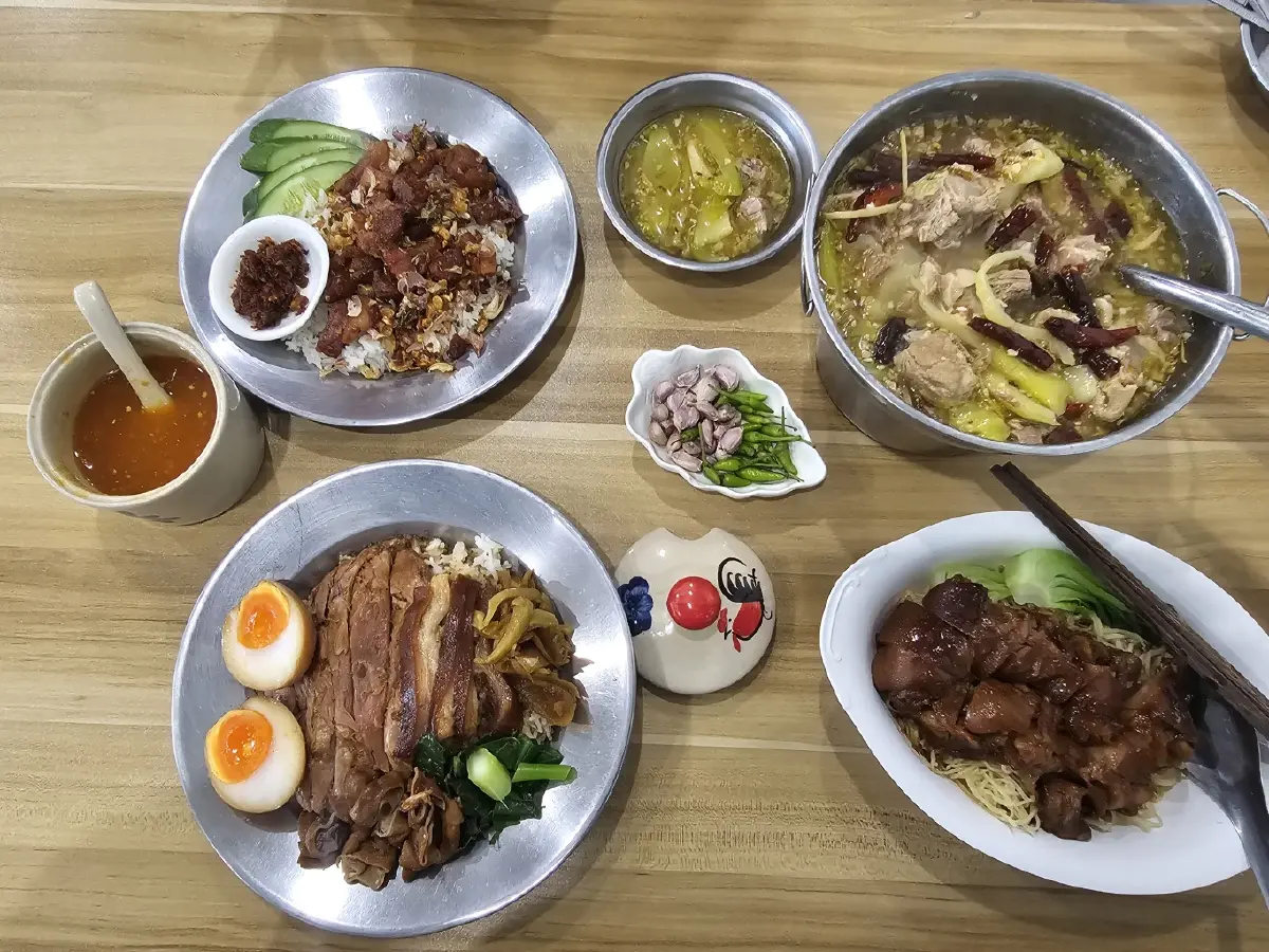 'ขาหมูบ้านไร่' อร่อยแบบไทยๆ เนื้อ-หนัง เปื่อยนุ่ม ชุ่มฉ่ำ