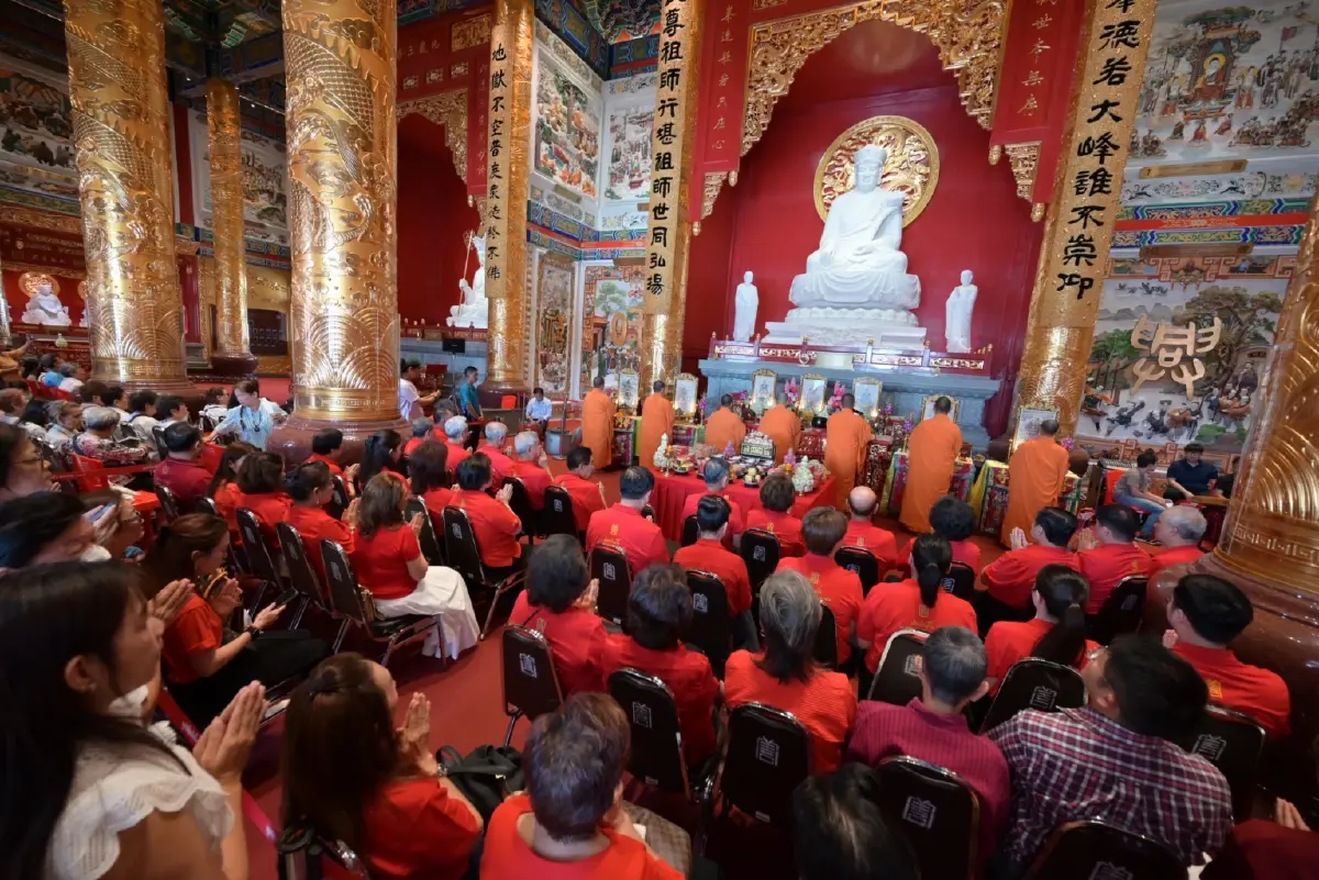 ศรัทธาธรรม 'ศาลเจ้าไต้ฮงกงหยกขาว' พุทธสถานอันศักดิ์สิทธิ์