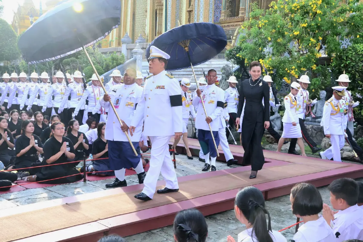 ในหลวง-พระราชินี ทรงบำเพ็ญพระราชกุศลวิสาขบูชา พุทธศักราช 2569