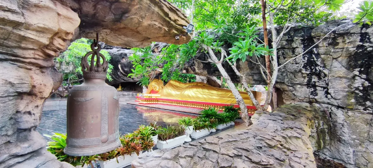 แดนธรรมกั้น...สะพานหินอุบลรัตน์