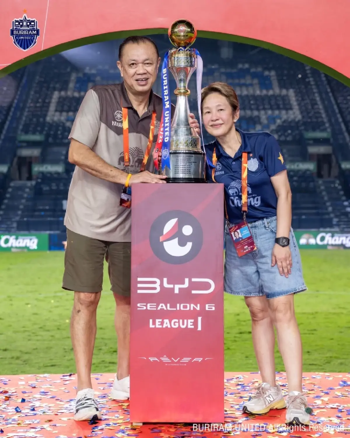 ศึกลูกหนัง 'บ้านใหญ่' ผ่าสังเวียน 'ไทยลีก' การเมือง 69