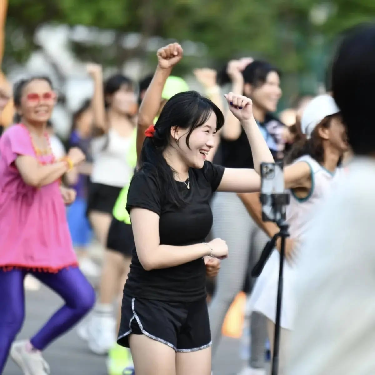 เปิดตารางเต้นแอโรบิกสวนลุม พ.ค.69 ขนทัพ ครูคนดัง ชิงพื้นที่ Gen Z