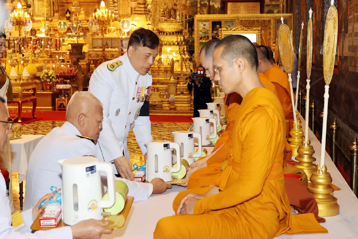 ในหลวง-พระราชินี เสด็จฯ ไปในการพระราชพิธีพืชมงคล 2569