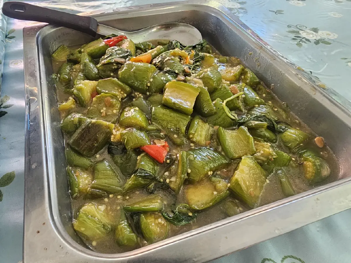 ‘บุฟเฟ่ต์ข้าวแกง' อร่อยคุ้ม 159 บาท ที่ 'ร้านครัวกลางกรุง'