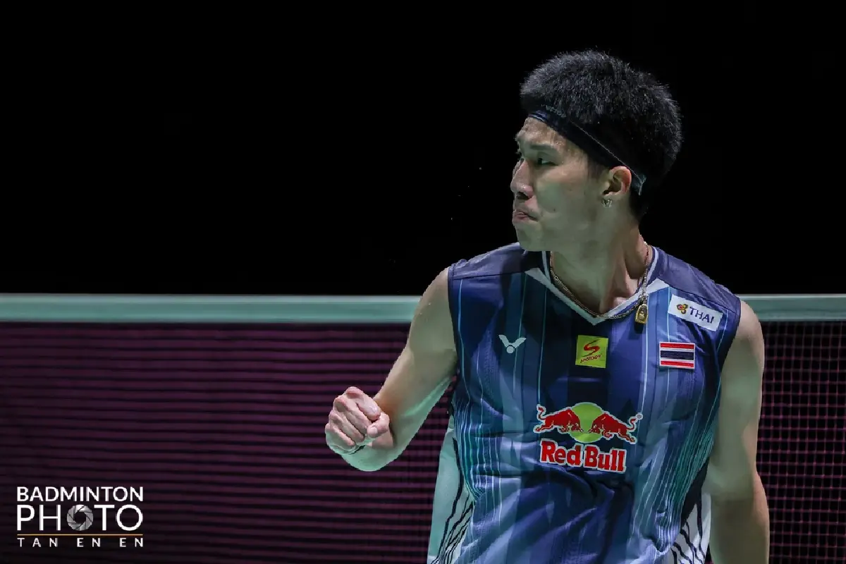LIVE 🔴 ดูแบดมินตันสด ‘อิคคิว พณิชพล พบ หลี่ ชิเฟิง’ รอบชิงฯ มาเลเซีย มาสเตอร์ 2026