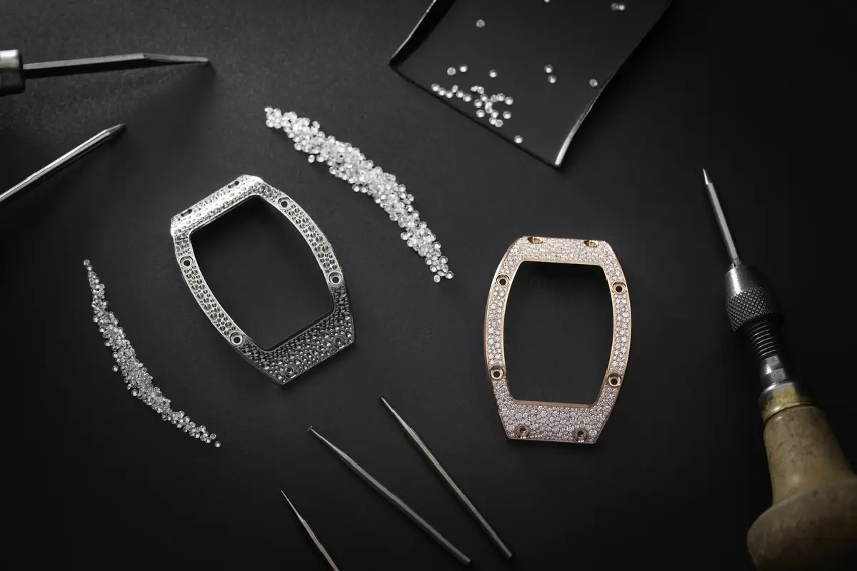 Richard Mille เผยเบื้องหลัง Gem-Setting ศิลปะแห่งการฝังอัญมณี