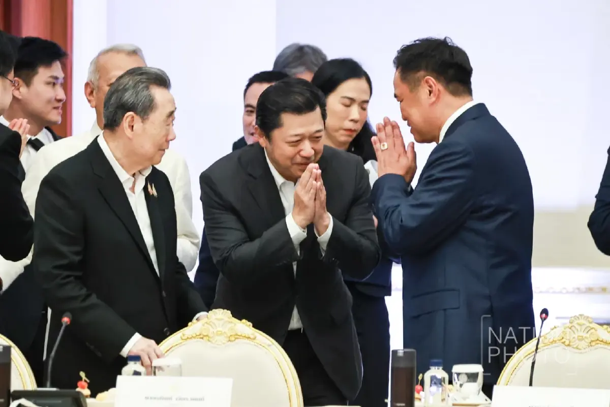 'เจ้าสัวธนินท์' เสนอนายกฯ แก้ปัญหาน้ำ พลิกเศรษฐกิจ ปลุกพลังน้ำมันบนดิน