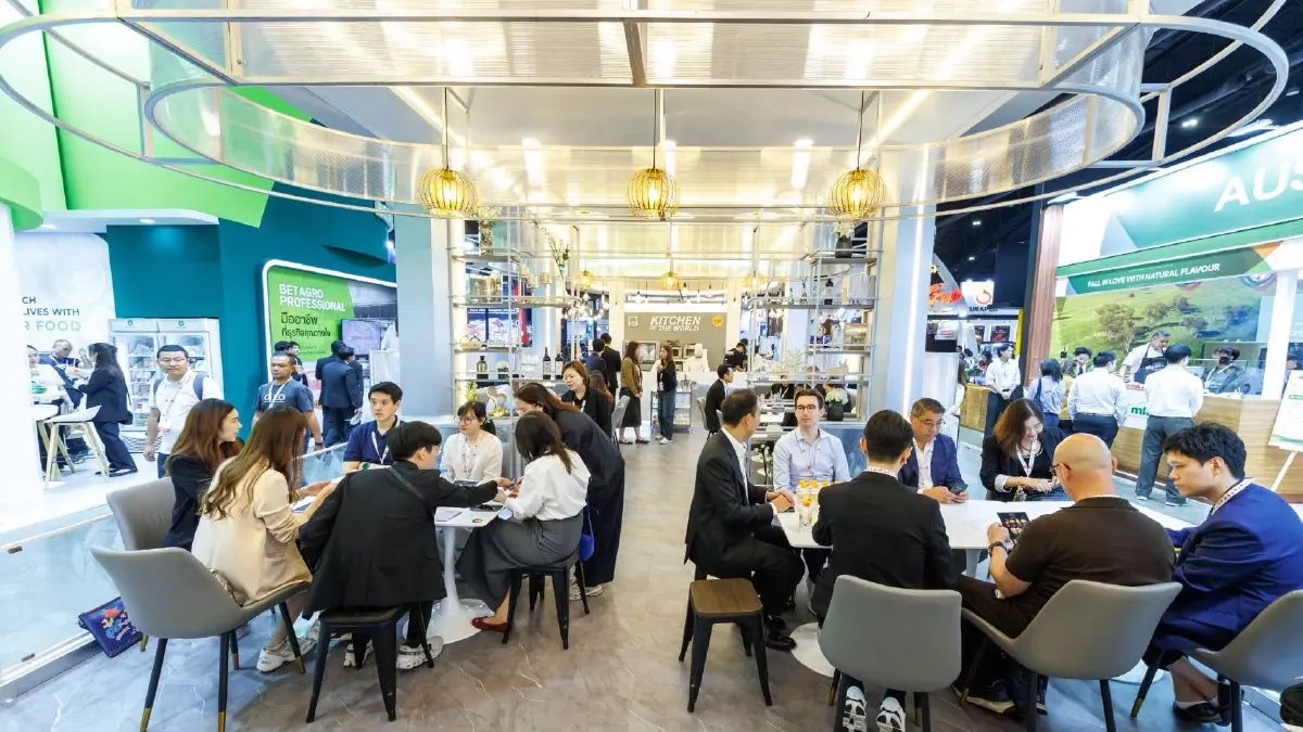 คณะทูตนานาประเทศชมนวัตกรรมอาหารซีพีเอฟในงาน THAIFEX 2026