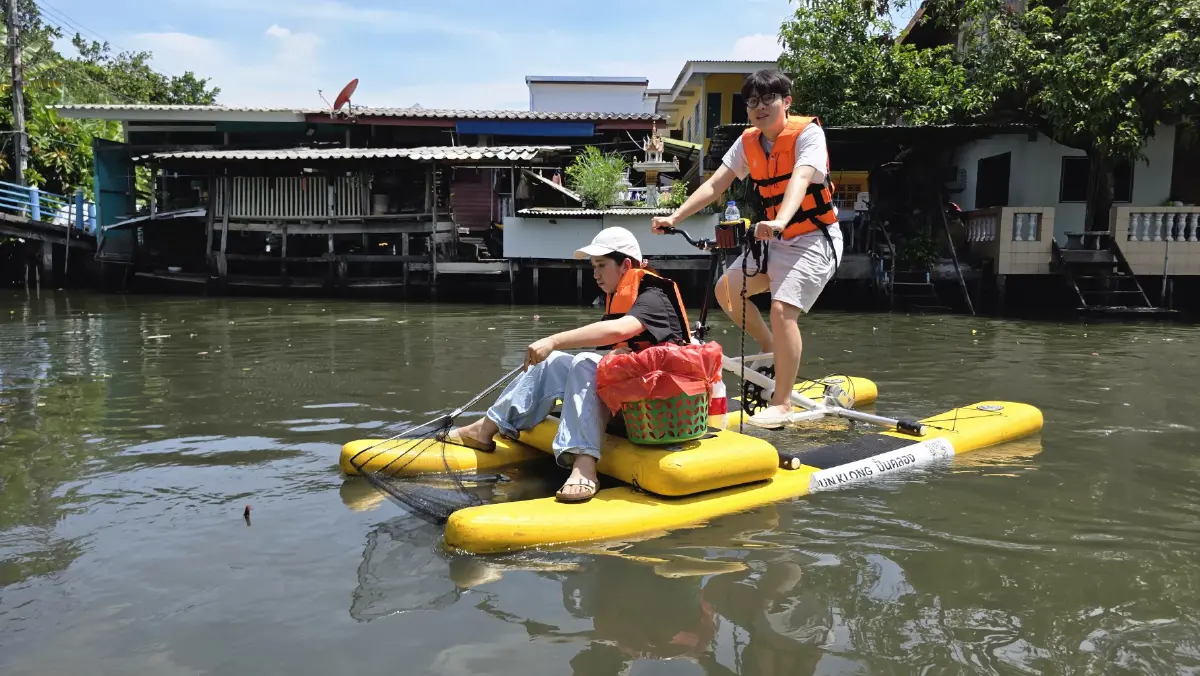 ท่องเที่ยววิถีใหม่ ปั่น ‘จักรยานน้ำ’ คลองบางหลวง ฟื้นฟูสายน้ำ