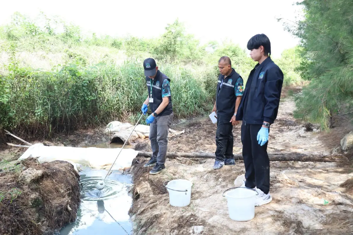 คพ. ลุยตรวจ 9 จุด หาต้นตอลอบปล่อยน้ำเสียลง 'ห้วยตะเข้' สระบุรี ลั่นดำเนินคดีถึงที่สุด