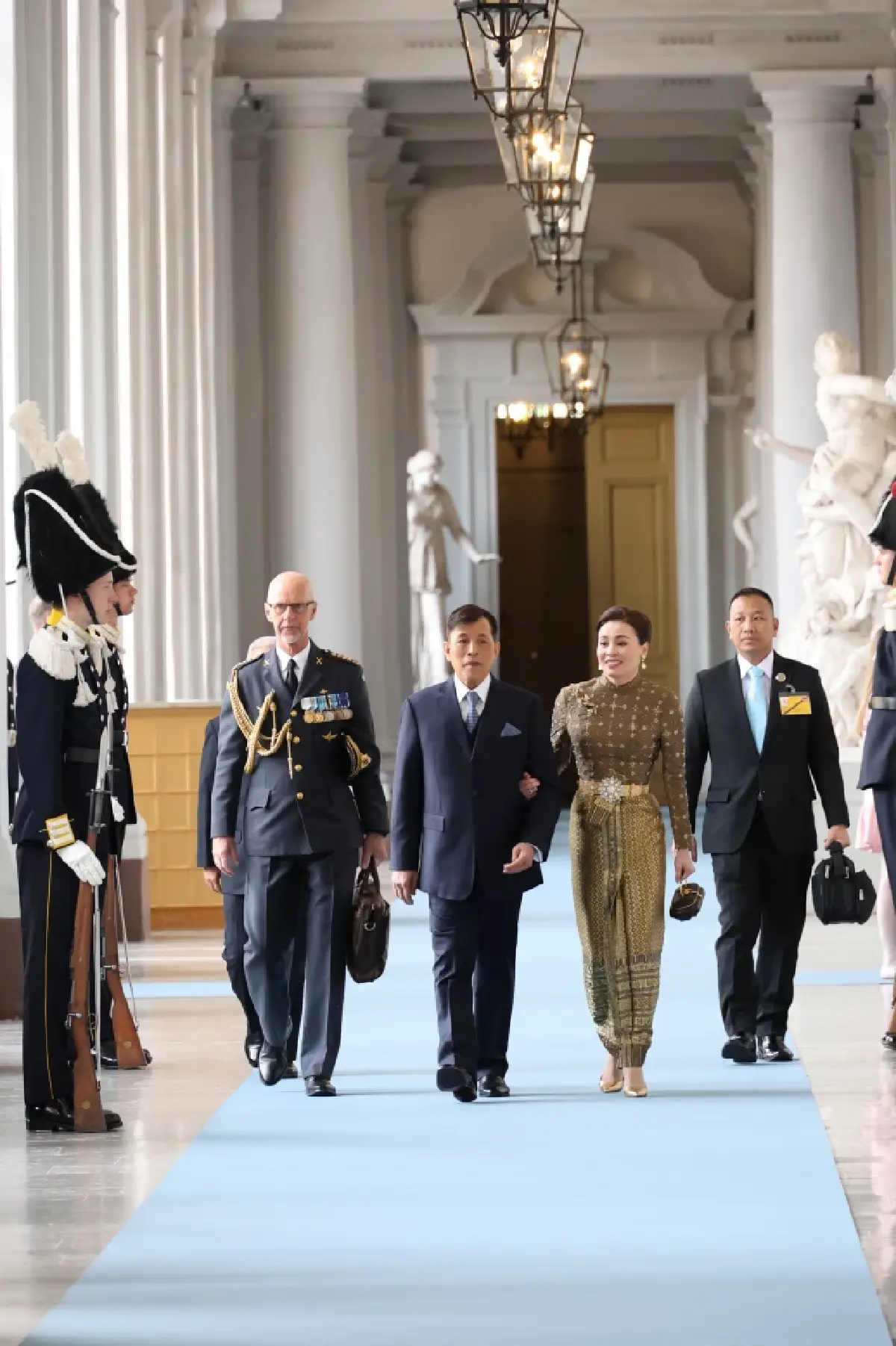 ในหลวง-พระราชินี ทรงร่วมงานพระราชพิธี 80 พรรษา สมเด็จพระราชาธิบดีคาร์ลที่ 16 กุสตาฟแห่งสวีเดน